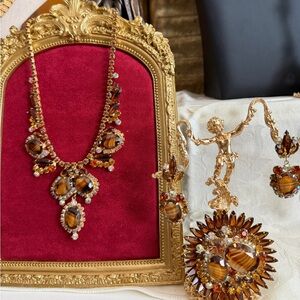 Vintage- Juliana stripe Amber Crystal Necklace Set - Gold Tone